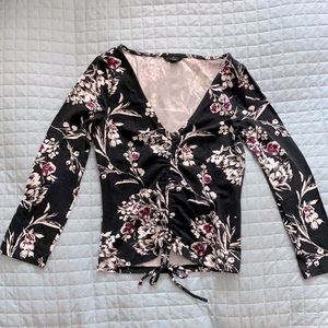 Guess Floral Cropped Shirt